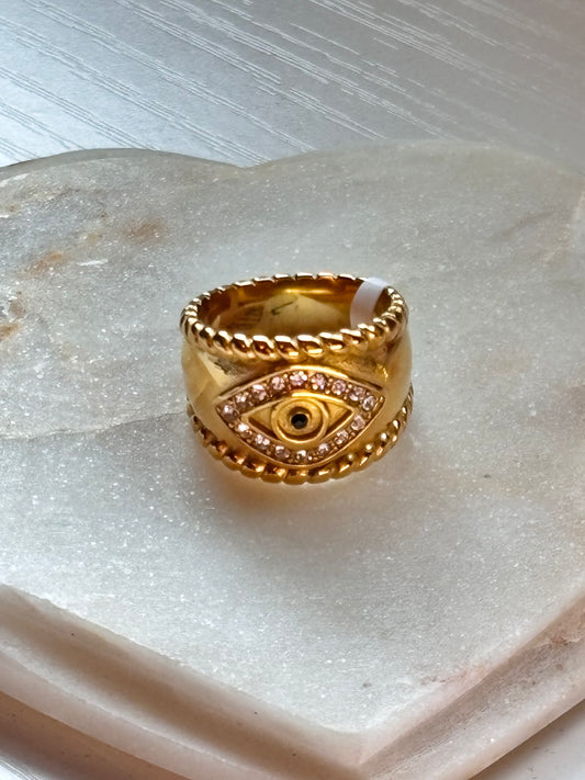 eye ring 💍